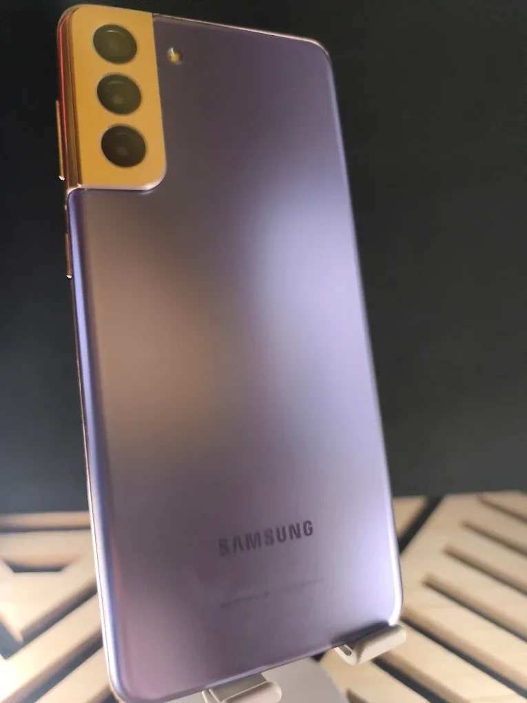 Samsung Galaxy d'occasion présenté chez SmartocaZ